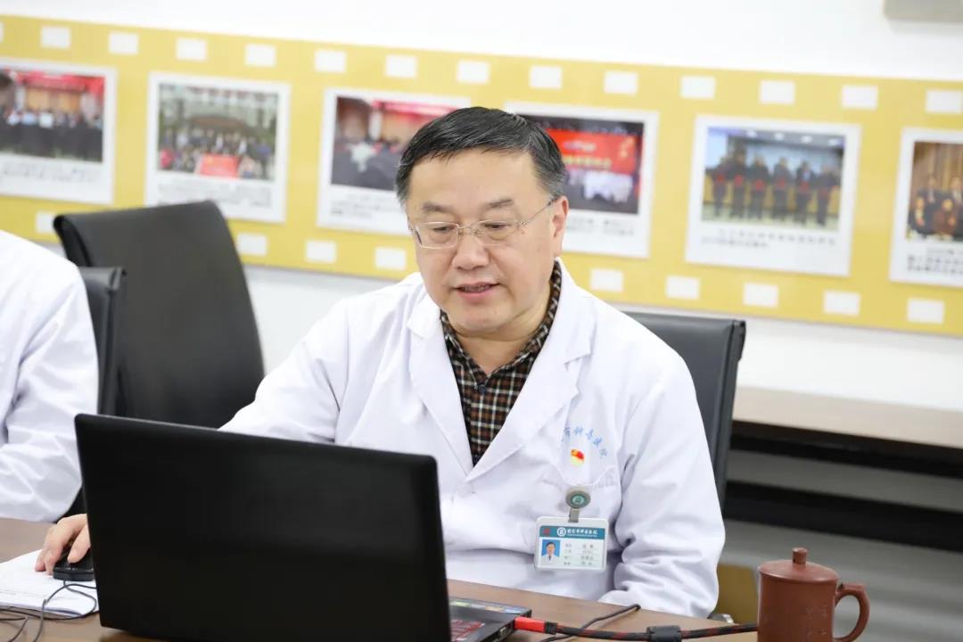 九三學(xué)社宿遷市鐘吾醫(yī)院支社召開(kāi)專(zhuān)題學(xué)習(xí)會(huì)傳達(dá)中共十九屆六中全會(huì)精神(圖2)