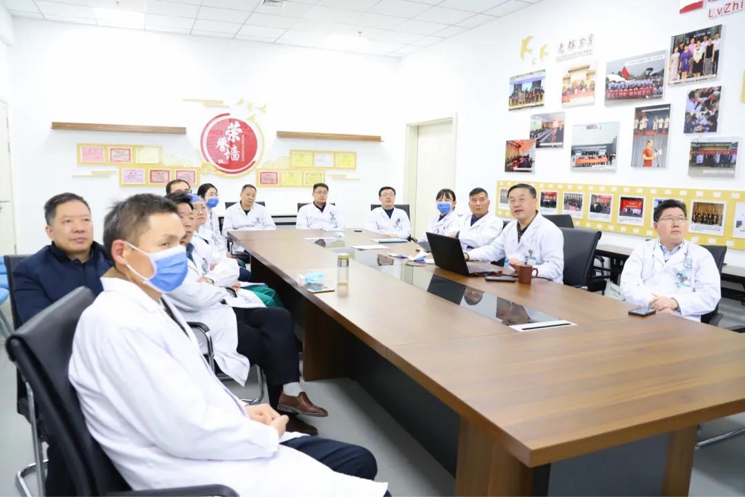 九三學(xué)社宿遷市鐘吾醫(yī)院支社召開(kāi)專(zhuān)題學(xué)習(xí)會(huì)傳達(dá)中共十九屆六中全會(huì)精神(圖4)