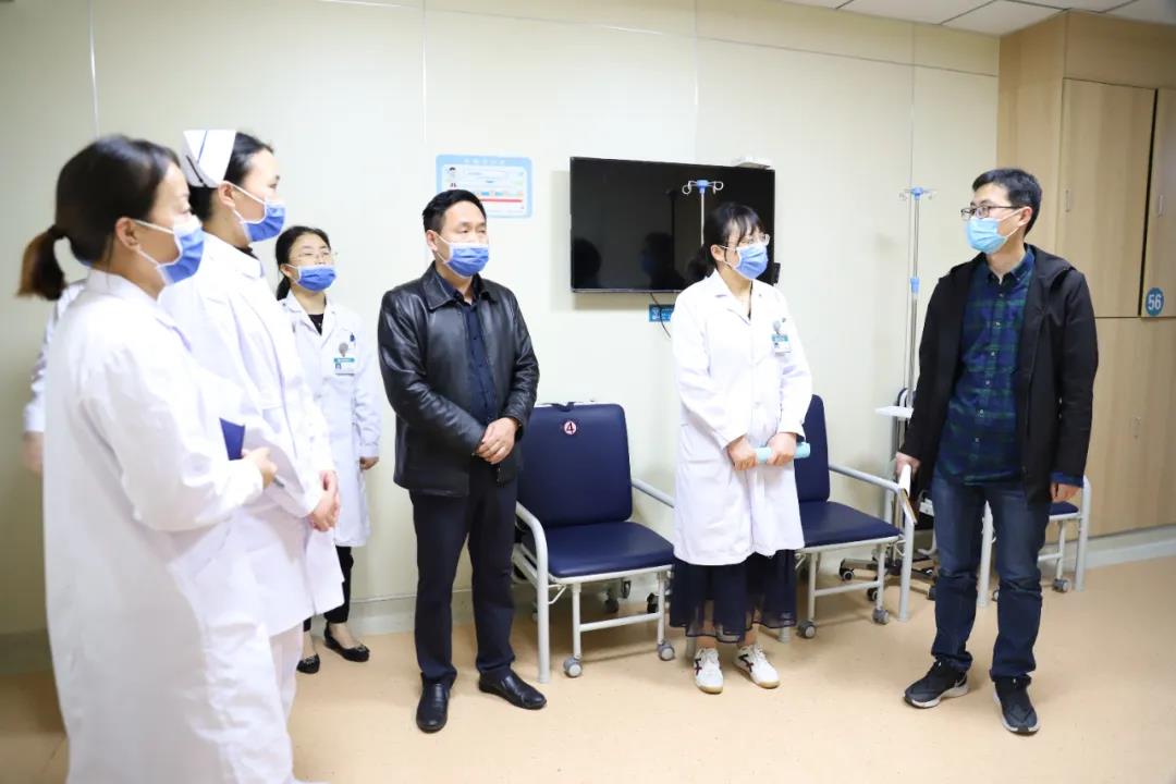 【醫(yī)院動態(tài)】市醫(yī)保中心調研組至宿遷市鐘吾醫(yī)院調研“雙通道”管理及單獨支付政策落實情況(圖4) 【醫(yī)院動態(tài)】市醫(yī)保中心調研組至宿遷市鐘吾醫(yī)院調研“雙通道”管理及單獨支付政策落實情況(圖4)